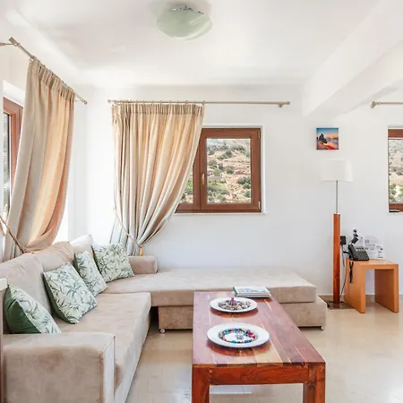Maris Luxury Villa